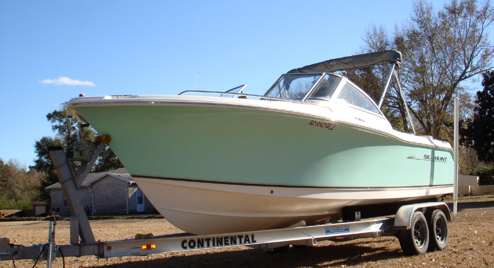 2008 Sea Hunt Escape 220